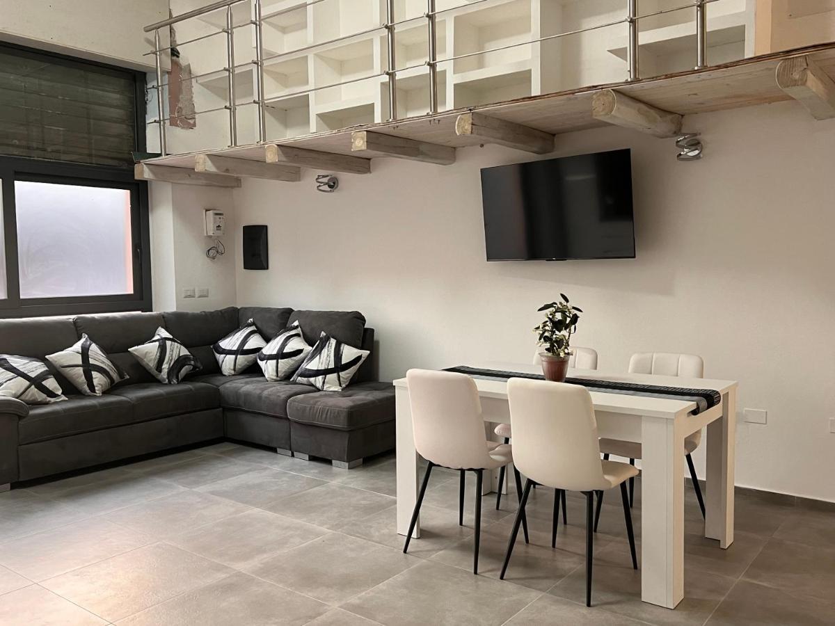 شقة Urban Charme Loft دورغالي المظهر الخارجي الصورة